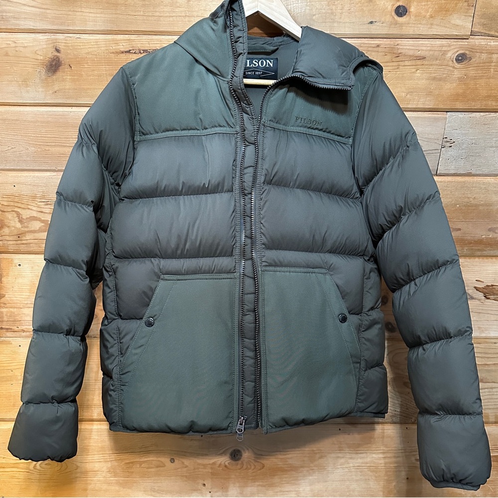 NWOT Filson Women’s Featherweight Down Jacket